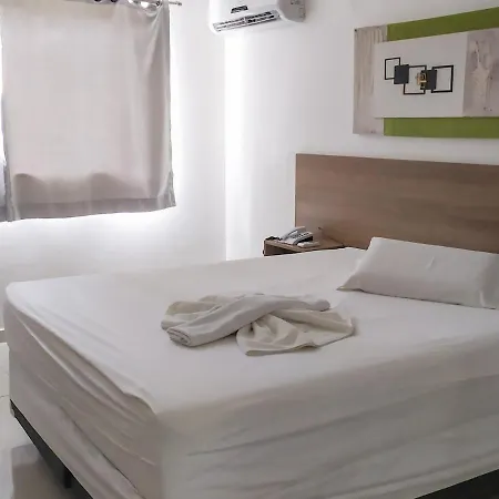Oyo Hotel Valeria-3